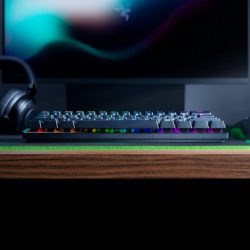 Razer Huntsman Mini - Clicky Optical Switch - Image 2
